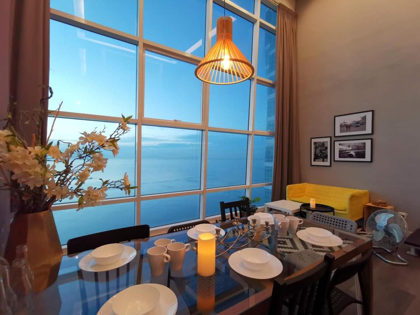 Maritime Suites Holiday Rental Джорджтаун Экстерьер фото